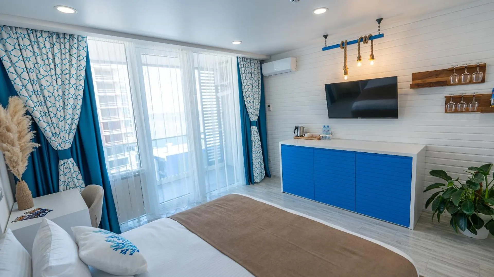 Seagull Beachfront Boutique Hotel Batumi
